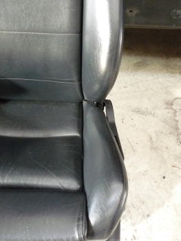 BMW M5 E34 Leather interior with electric Sportseats