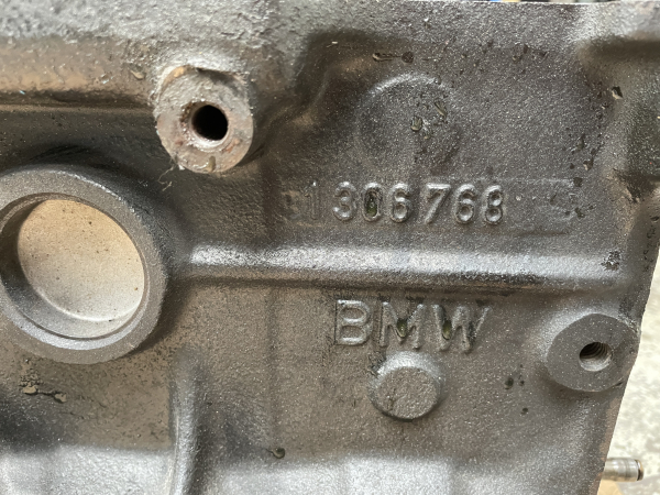 BMW M5 E28 Motorblock block engine Triebwerk M88/3 M88 Motor Moteur  M6 E24