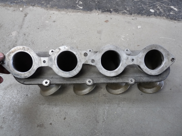 BMW M3 E30 inlet trompets s14