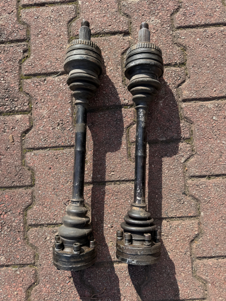 BMW M3 E30 driveshaft S14
