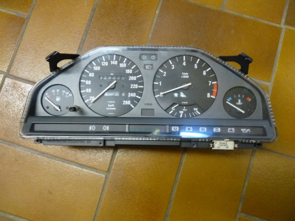 BMW M3 E30 Tacho Kombiinstrument Amaturen instrument cluster gauges S14 320is