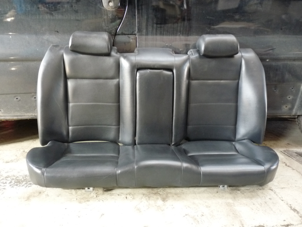 BMW M5 E34 Leather interior with electric Sportseats