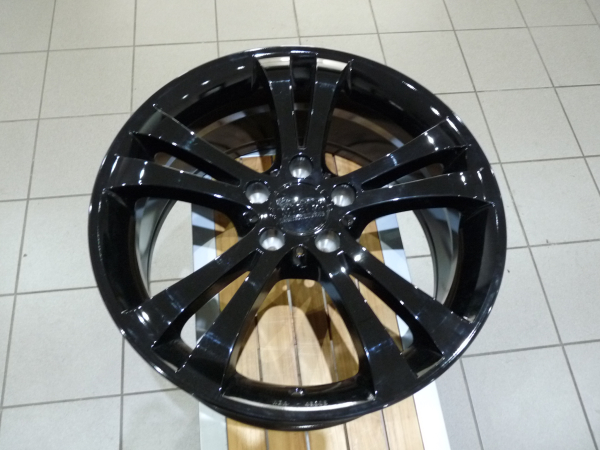 MAM D2 rim 8x18 offset 47 black pitch circle 5x112